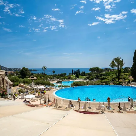 Appartement Le Village - C0363 By Interhome Saint-Raphaël